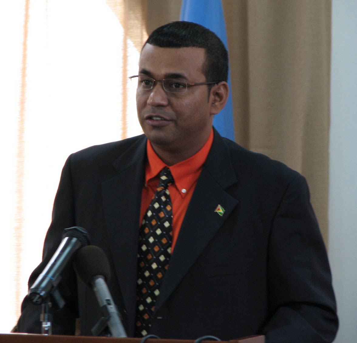  - Minister-Robert-Persaud